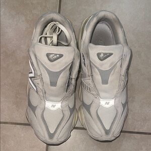 New Balance Men’s Light Gray and White Athletic Sneakers